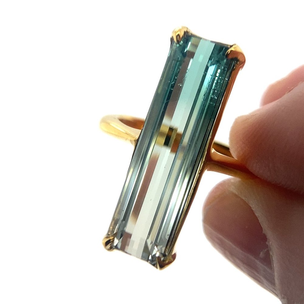 BiColor Tourmaline 7.70ct Solid 14K Yellow Gold Ring